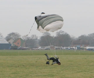 Louise performing a low hook turn