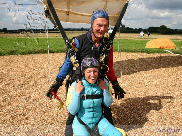 Clem Quinn as usual landing the parachute in the centre of the soft pit at the drop zone.